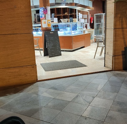 fotografía  Horno San Antonio Cafetería en Conil de la Frontera