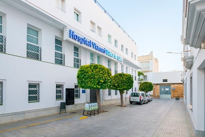 fotografía  Hospital Viamed Bahía de Cádiz Centro médico en Chiclana de la Frontera