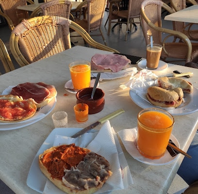 fotografía  Hostelería Y Servicios El Punto S L Cafetería en El Puerto de Sta María