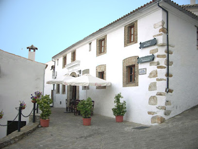 fotografía  Hotel y Apartamentos La Posada  en Villaluenga del Rosario