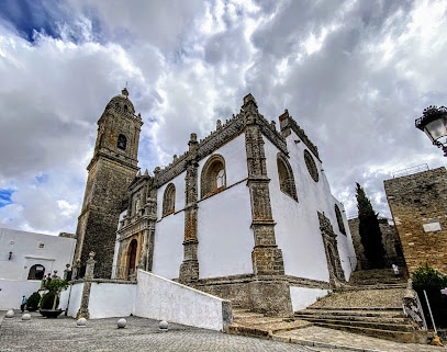 fotografía  Iglesia de Santa María la Mayor Iglesia católica en Medina-Sidonia