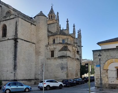 fotografía  Iglesia de Santiago Iglesia católica en Jerez de la Frontera