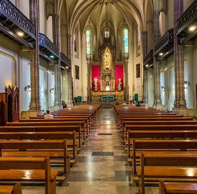 Iglesia del Sagrado Corazón (Padres Jesuitas) Iglesia católica