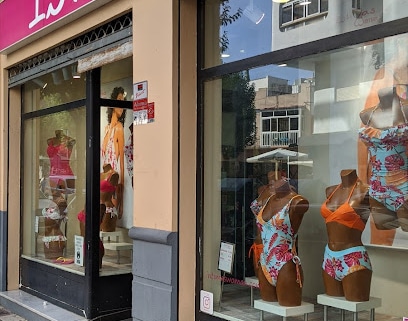 fotografía  Intimas Woman Tienda de ropa de mujer en El Puerto de Sta María