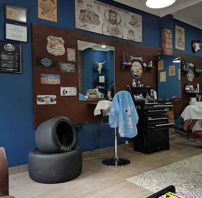 La Barbería de Julián Barbería