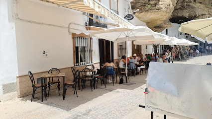 fotografía  La Bodeguita Bar en Setenil de las Bodegas