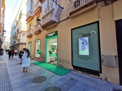 fotografía  La Casa de las Carcasas Tienda de accesorios para móviles en Cádiz