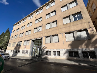 La Facultad de Ciencias Políticas Escuela universitaria