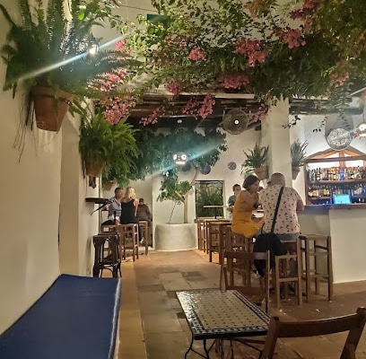 fotografía  La Tertulia Pub en Conil de la Frontera
