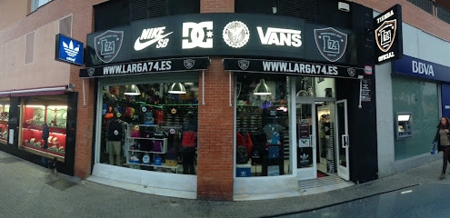 fotografía  Larga74 Tienda de ropa en El Puerto de Sta María