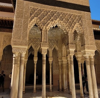 Las Golondrinas de la Alhambra