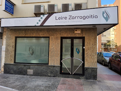 fotografía  Leire Zarragoitia fisioterapia y osteopatía Clínica de fisioterapia en Cádiz