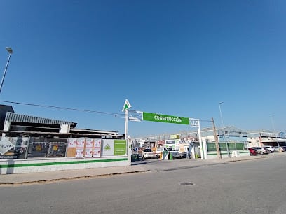 fotografía  Leroy Merlin Almacén de Construcción Bahía de Cádiz Tienda de bricolaje en Puerto Real