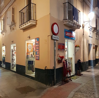 fotografía  Libertaria Tienda de ropa vintage en Cádiz