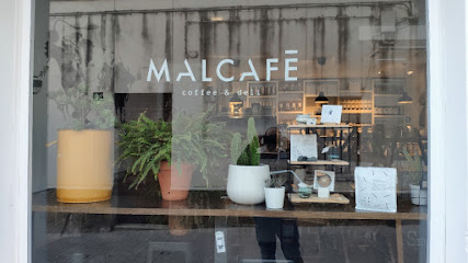 fotografía  MALCAFĒ coffee & deli Restaurante de desayunos en Conil de la Frontera