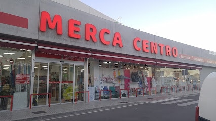 fotografía  MERCACENTRO LAS LAGUNAS Centro comercial en Chiclana de la Frontera