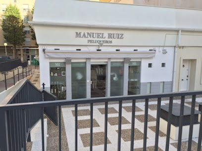 fotografía Manuel Ruiz Peluqueros Peluquería en Jerez de la Frontera