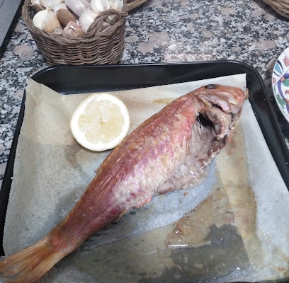 fotografía  Mercado de Abastos de Ubrique Mercado de alimentos frescos en Ubrique