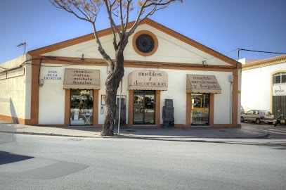 fotografía  Moai Muebles y Decoración de Casa y Jardín en el Puerto Santa María