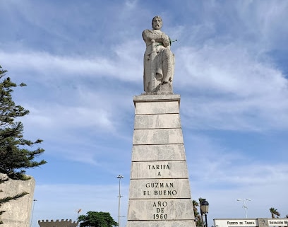 fotografía  Monumento A Guzman El Bueno Escultura en Tarifa