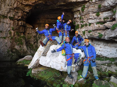 Mundo aventura Riópar Centro de deportes de aventura