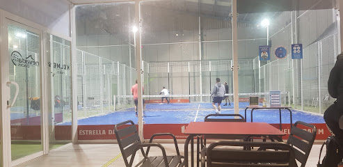 NEVADA PÁDEL Centro deportivo