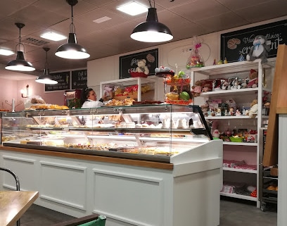 fotografía  OKAY PASTELERIA Cafetería en San Roque