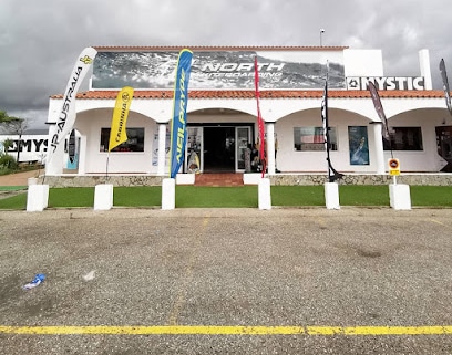 fotografía  OZU Tarifa Tienda de windsurf en Pedro Valiente