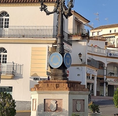 fotografía  PARKING EL PASEO Aparcamiento en Arcos de la Frontera