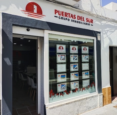 fotografía  PUERTAS DEL SUR Grupo inmobiliario Agencia inmobiliaria en Rota