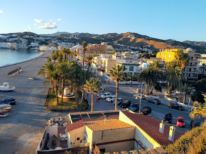 Parking Puerta del Mar Almuñécar Aparcamiento cubierto