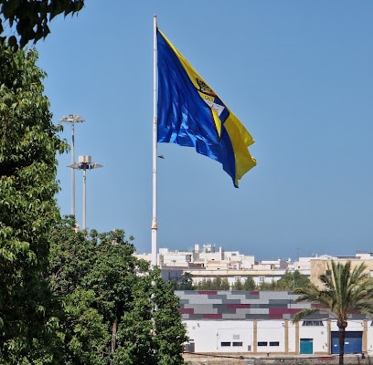 fotografía  Parking Saba Estación Tren Cádiz Aparcamiento público en Cádiz