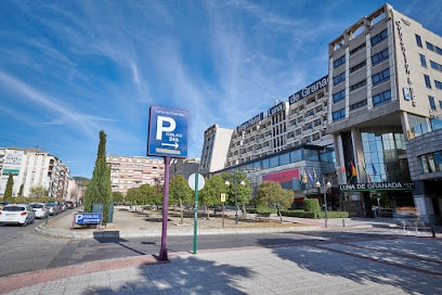 Parking en Granada - Parking Luna de Granada Aparcamiento cubierto