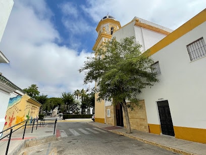 fotografía  Parroquia San Paulino Parroquia en Barbate