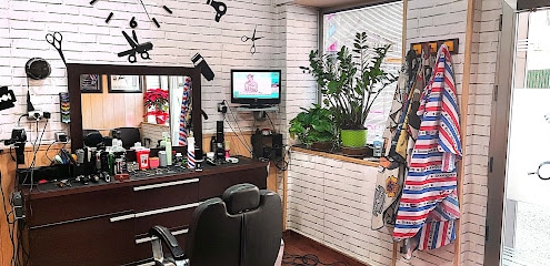 Peluqueria De Caballeros Mallorquín Peluquería