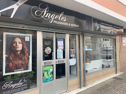 fotografía  Peluquería y Estética Ángeles Peluquería en Algeciras