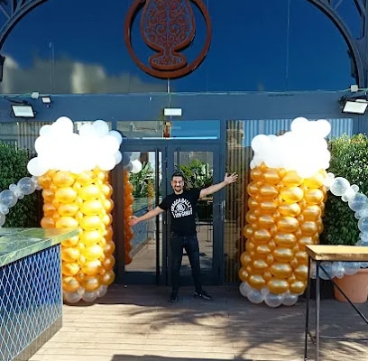 fotografía  Piolin Golosinas y Globos Helio Cadiz Tienda de globos en Chiclana de la Frontera