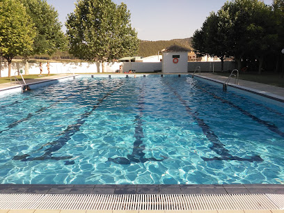 Piscina Municipal. Polideportivo