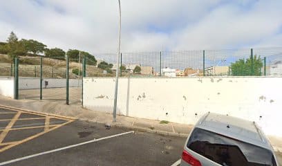 fotografía  Pista de Fútbol Sala San Pedro Campo de fútbol en Chiclana de la Frontera