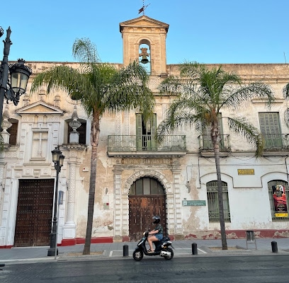 fotografía  Plaza de Cristóbal Colón Jardín en El Puerto de Sta María