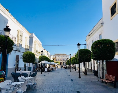 fotografía  Plaza de España Lugar de interés histórico en Medina-Sidonia