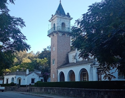 fotografía  Poblado Pantano de los Hurones Lugar de culto en San José del Valle