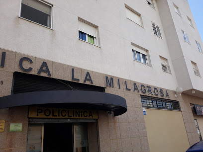 fotografía  Policlinica La Milagrosa Clínica ambulatoria en San Fernando