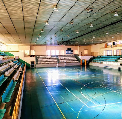 fotografía  Polideportivo Municipal José María Ruiz-Mateos de Jerez de la Frontera Polideportivo en Jerez de la Frontera