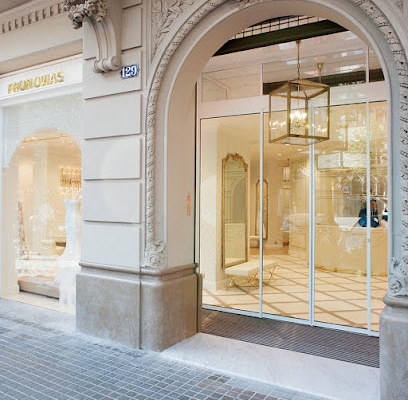 fotografía Pronovias Algeciras - Vestidos de Novia Tienda de vestidos de novia en Algeciras