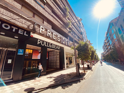 Pull&Bear Tienda de ropa