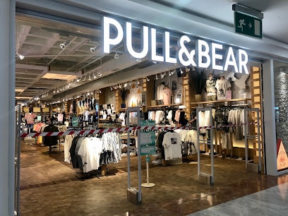 fotografía  Pull&Bear Tienda de ropa en San Fernando