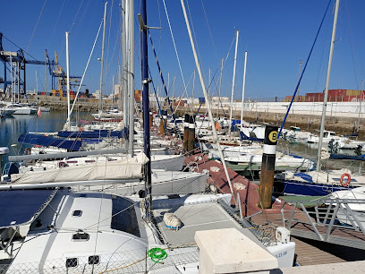 fotografía  Real Club Náutico de Cádiz Club náutico en Cádiz