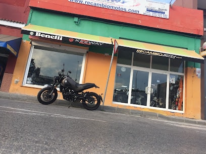 fotografía  Recambio Motos Tienda de repuestos para motos en Algeciras