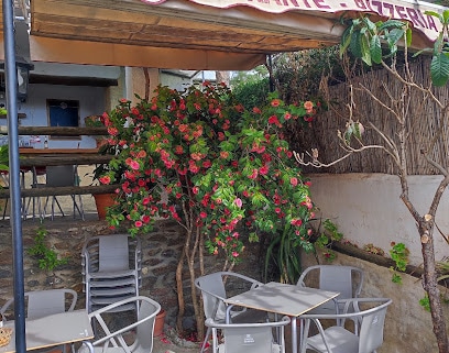 Restaurante Pizzería El Castaño Pizzería